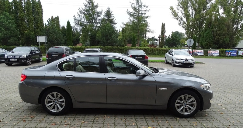 BMW Seria 5 cena 45900 przebieg: 244000, rok produkcji 2011 z Kock małe 301